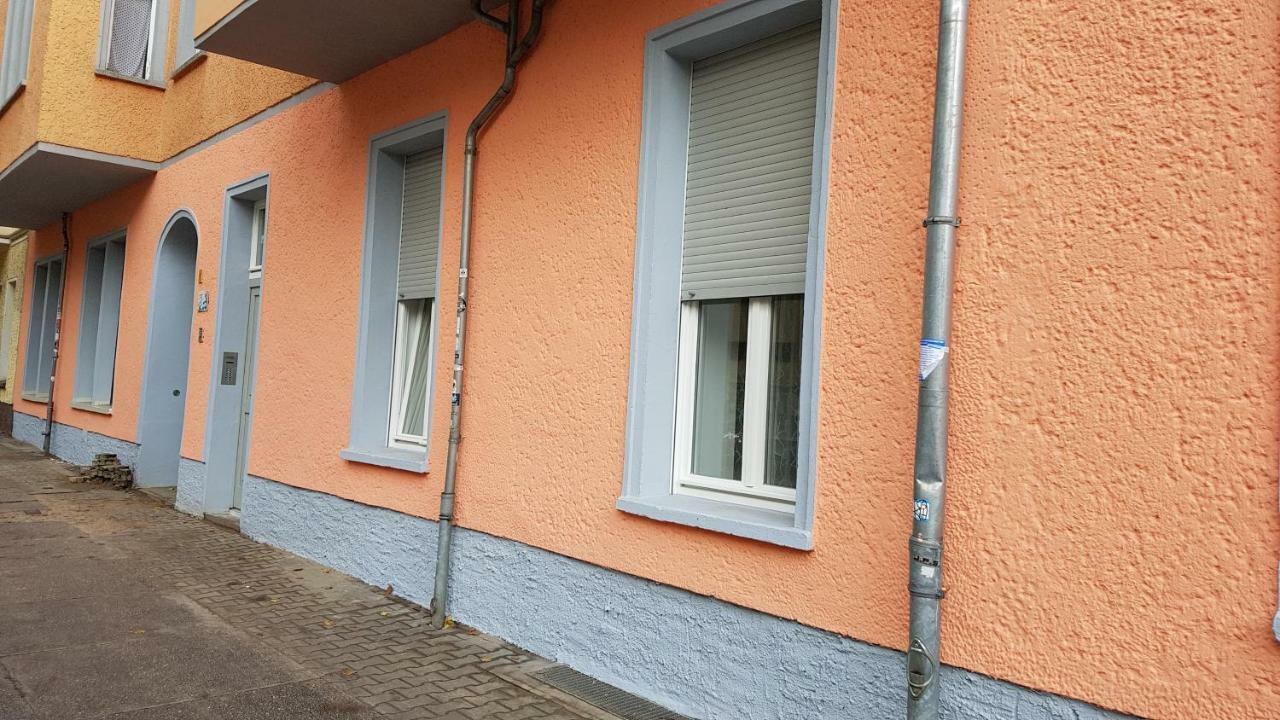 Studio Apartment For 3 Берлин Екстериор снимка